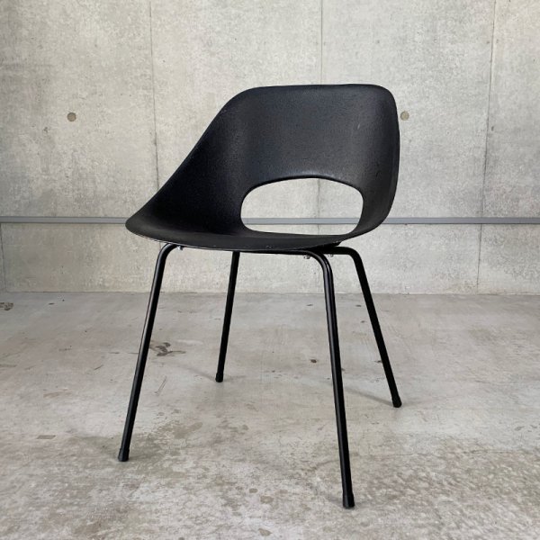 Tulip Chair (FRP) / Black