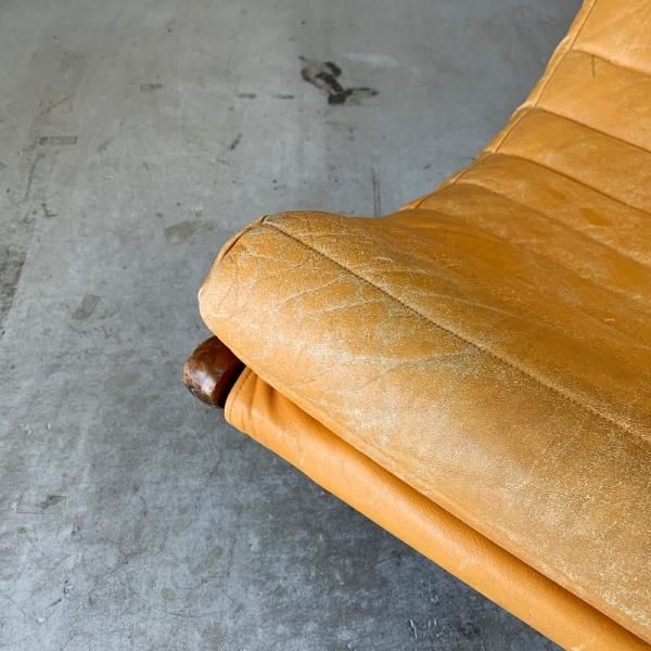 Relaxer 2 Rocking Chair - MID-Century MODERN Relaxer 2 Rocking Chair - MID-Century MODERN