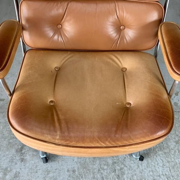 Executive Chair / Time Life Chair - MID-Century MODERN Executive Chair / Time Life Chair - MID-Century MODERN