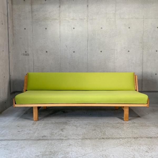 GE258 Daybed Sofa