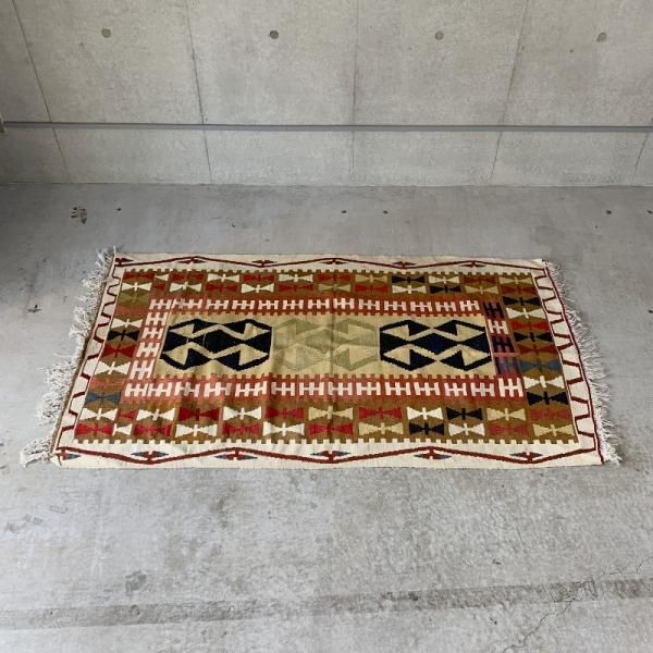 RUGS - MID-Century MODERN