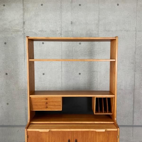 Scandinavian Vintage Shelf - MID-Century MODERN