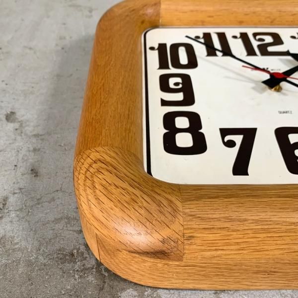 Wall Clock Model No.622-529 - MID-Century MODERN