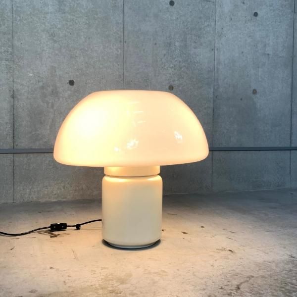 Mushroom table lamp / Model 625 - MID-Century MODERN Mushroom table lamp / Model 625 - MID-Century MODERN