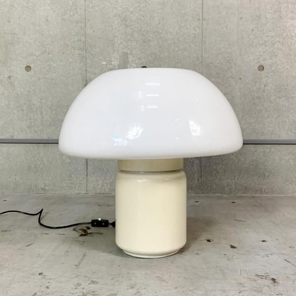 Mushroom table lamp / Model 625 - MID-Century MODERN Mushroom table lamp / Model 625 - MID-Century MODERN