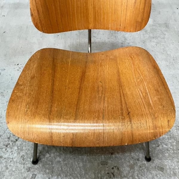 LCM(Lounge Chair Metal Legs) - MID-Century MODERN LCM(Lounge Chair Metal Legs) - MID-Century MODERN