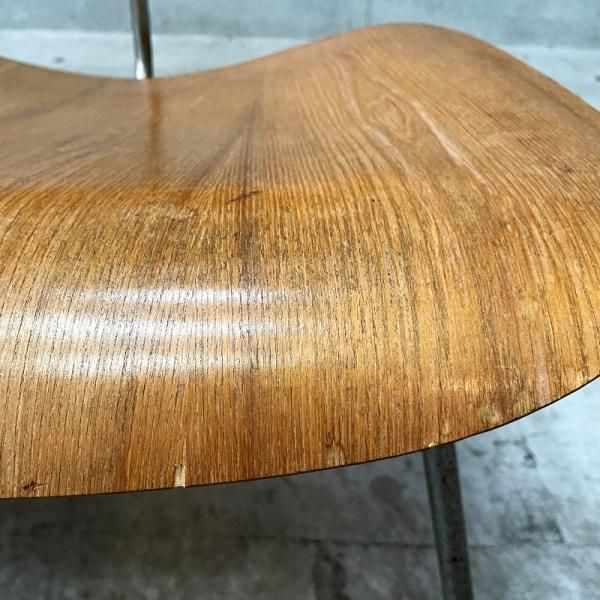 LCM(Lounge Chair Metal Legs) - MID-Century MODERN LCM(Lounge Chair Metal Legs) - MID-Century MODERN