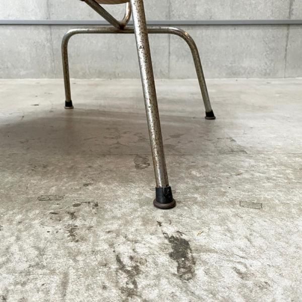 LCM（Lounge Chair Metal Legs） - MID-Century MODERN