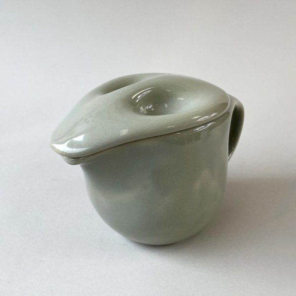 Teapot / Russel Wright