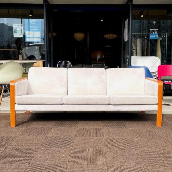 Sofa 3 seater / TENDO