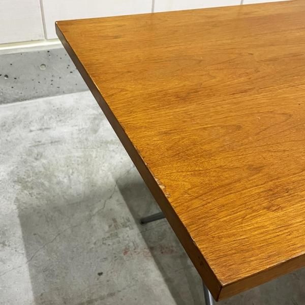 X-Leg Table #8430-X - MID-Century MODERN X-Leg Table #8430-X - MID-Century MODERN