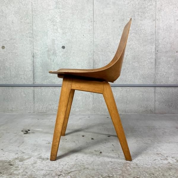 Pierre Guariche / Tonneau Chair - MID-Century MODERN Pierre Guariche / Tonneau Chair - MID-Century MODERN