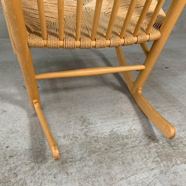 Rocking Chair Model. J16 / Hans J. Wegner - MID-Century MODERN