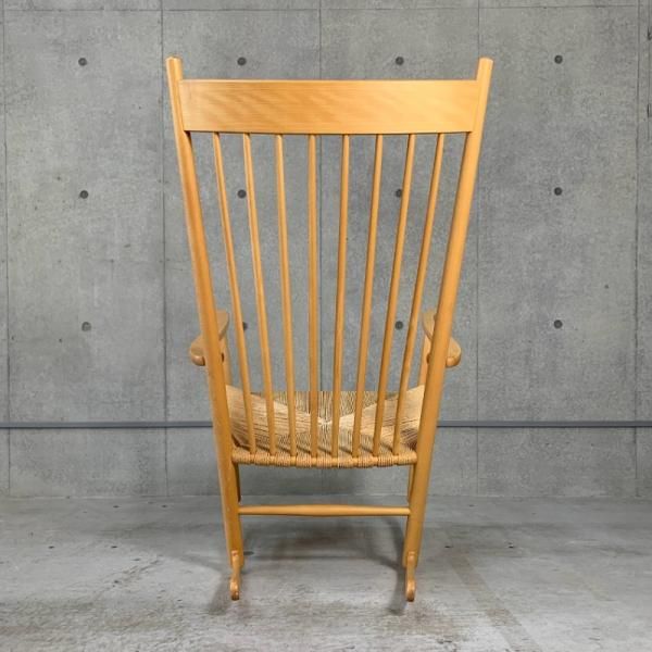 Rocking Chair Model. J16 / Hans J. Wegner - MID-Century MODERN Rocking Chair Model. J16 / Hans J. Wegner - MID-Century MODERN