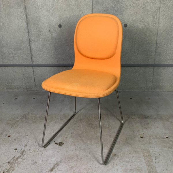 Hi Pad Chair / Jasper Morrison
