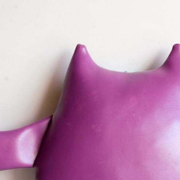 Nauga Monster Large (Vintage) - MID-Century MODERN Nauga Monster Large (Vintage) - MID-Century MODERN