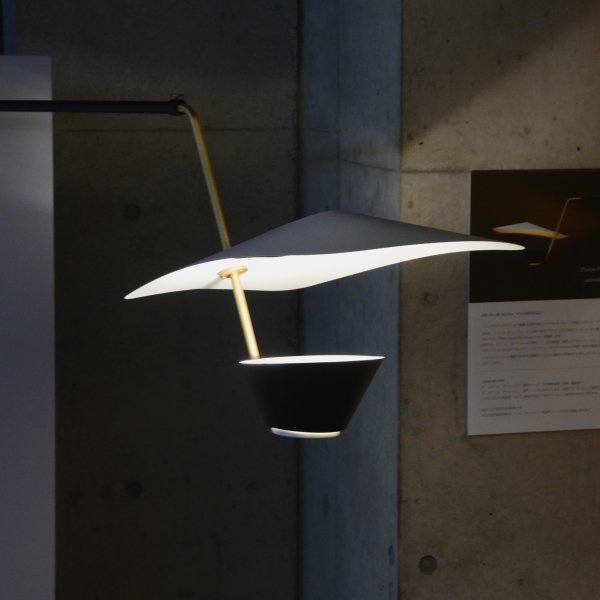 G25 Table Lamp / Pierre Guariche