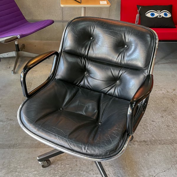 1258 Swivel Arm Chair / Charles Pollock