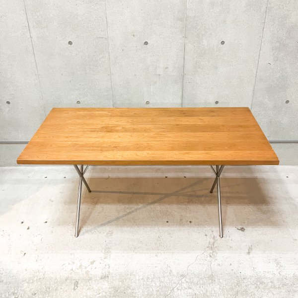 X-Leg Table / Vintage