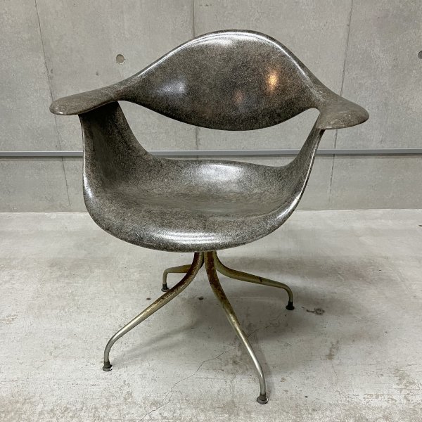 DAF Swag Leg Chair / Vintage
