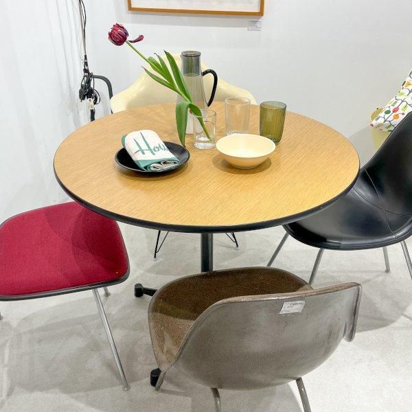 Eames Contract Base Table / Vintage - MID-Century MODERN Eames Contract Base Table / Vintage - MID-Century MODERN