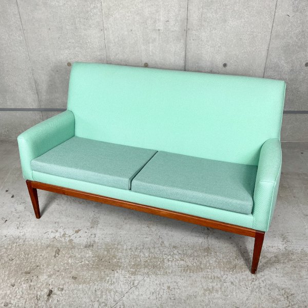 Jens Risom 2 Seater Sofa / Vintage 