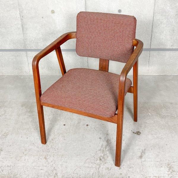 4663 Arm Chair / George Nelson
