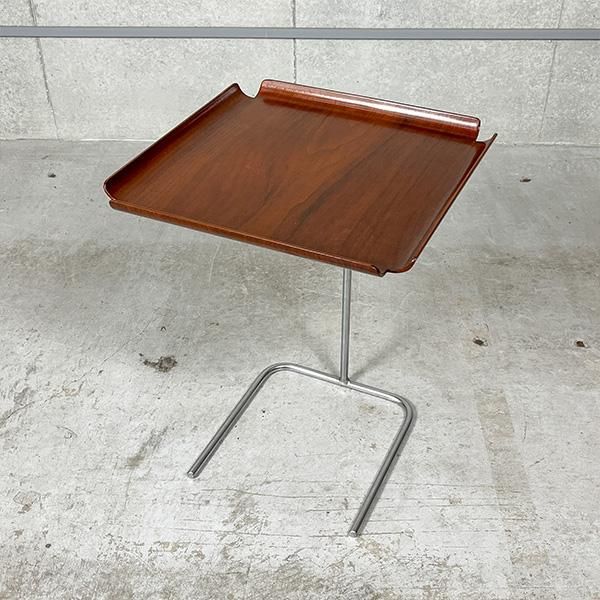 Tray Table Model 4950 / George Nelson