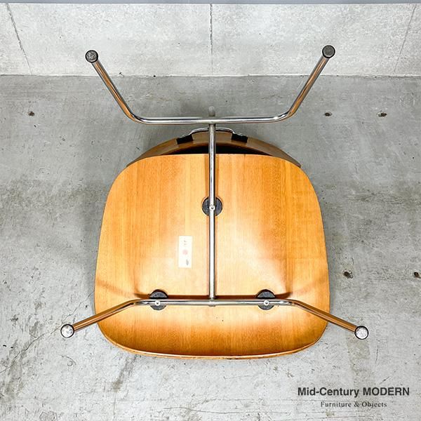 LCM（Lounge Chair Metal base） / Vintage（1st Model） - MID