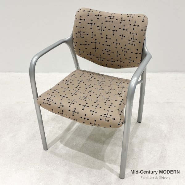 Aside Stacking Chair / ̲ 