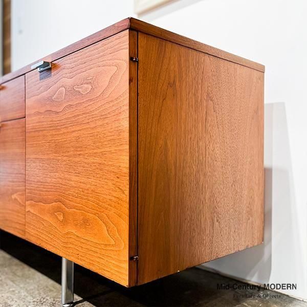 【匿名配送】洋書 E NELSON STORAGE ジョージ・ネルソン 匿名配送】洋書 E NELSON STORAGE ジョージ・ネルソン 匿名配送