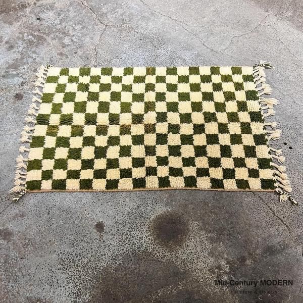 Checker Pattern Rug<img class='new_mark_img2' src='https://img.shop-pro.jp/img/new/icons5.gif' style='border:none;display:inline;margin:0px;padding:0px;width:auto;' />