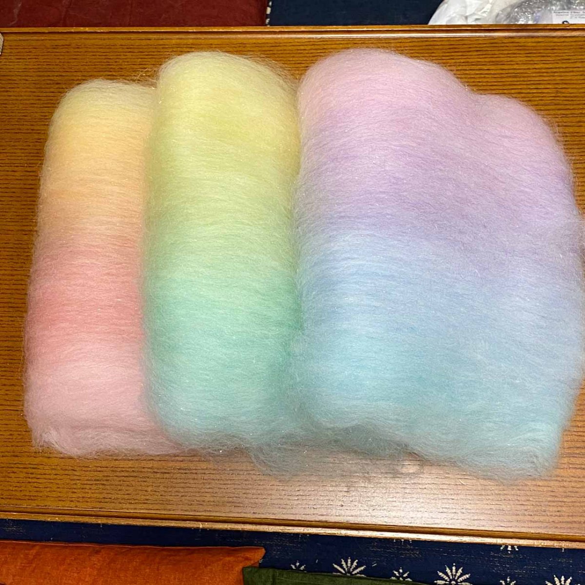 OGY23)虹色バッツセット 手紡ぎ毛糸用ブレンド羊毛 - 手紡ぎ糸の専門店