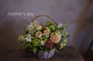 mother's day arrangement 008