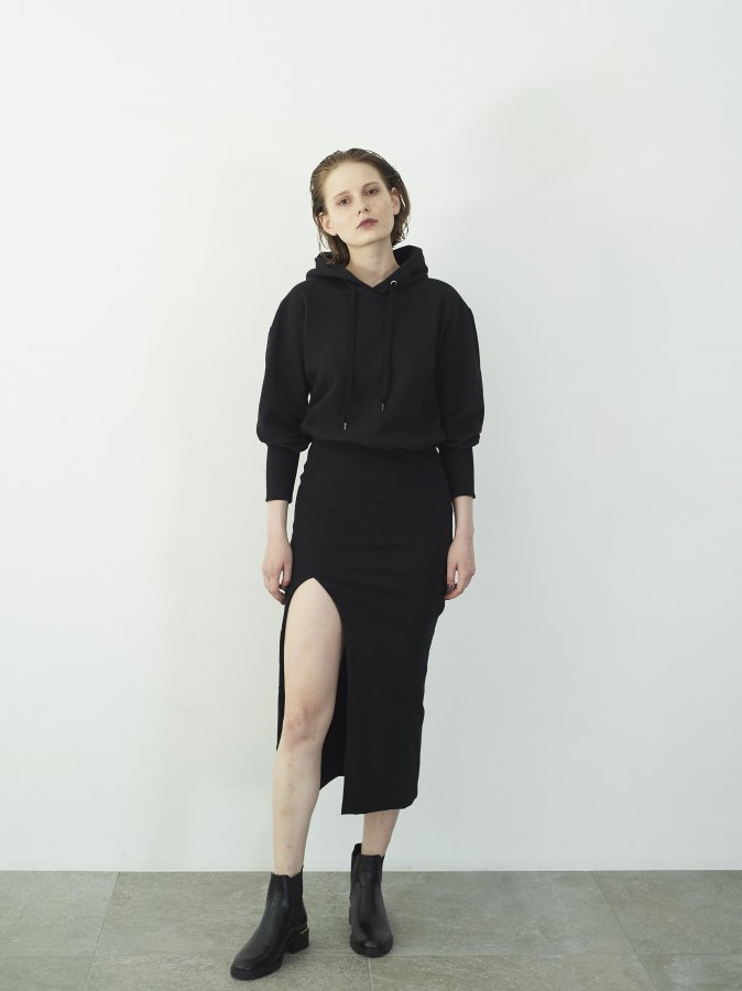 Front Slit Hoodie Dress - ROSARYMOON OFFICIAL WEB STORE