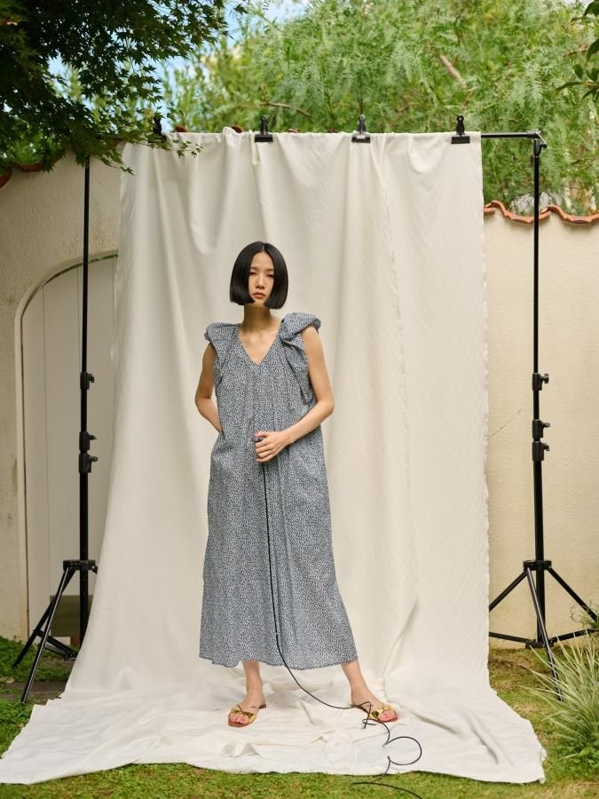 Gather Shoulder Dress - ROSARYMOON OFFICIAL WEB STORE Gather Shoulder Dress - ROSARYMOON OFFICIAL WEB STORE
