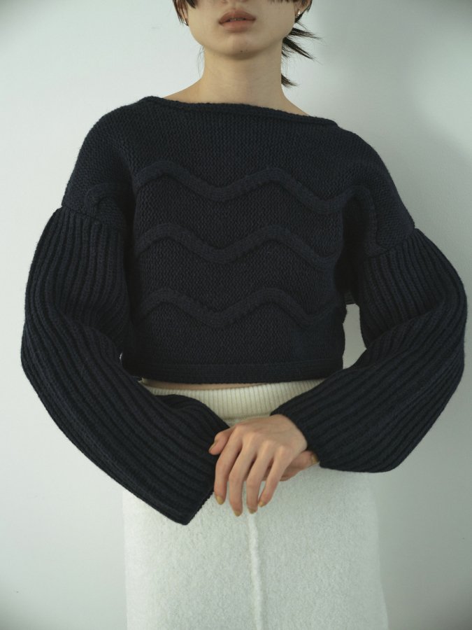 Wavy Knit Pullover - ROSARYMOON OFFICIAL WEB STORE