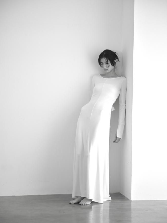 BASIC~ Back Ribbon Dress - ROSARYMOON OFFICIAL WEB STORE