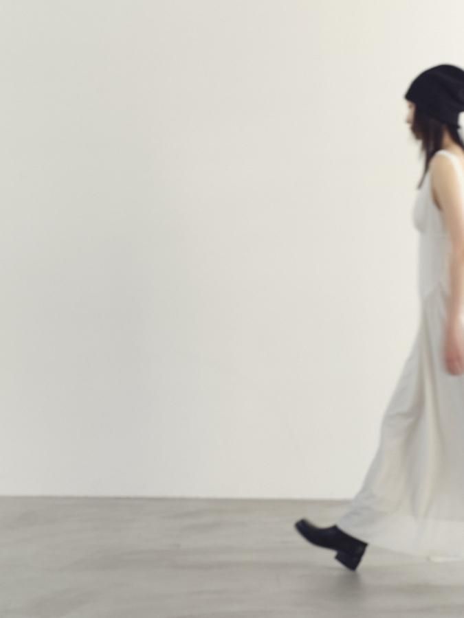 Dot Gathered Dress - ROSARYMOON OFFICIAL WEB STORE Dot Gathered Dress - ROSARYMOON OFFICIAL WEB STORE