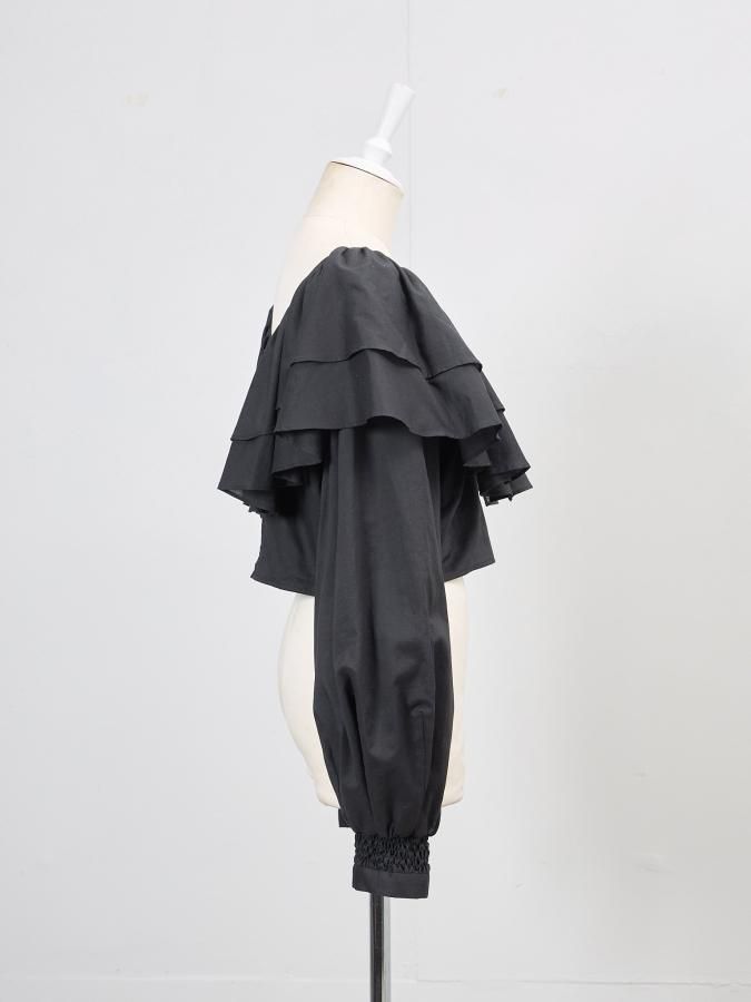 Frill Collar Short Blouse - ROSARYMOON OFFICIAL WEB STORE Frill Collar Short Blouse - ROSARYMOON OFFICIAL WEB STORE