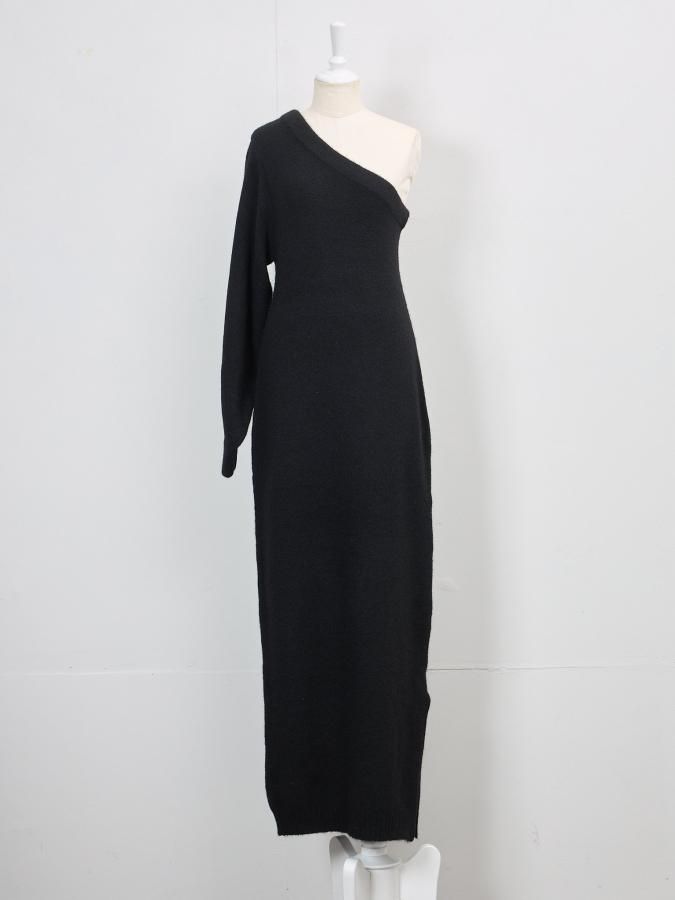 One-shoulder Knit Dress - ROSARYMOON OFFICIAL WEB STORE One-shoulder Knit Dress - ROSARYMOON OFFICIAL WEB STORE