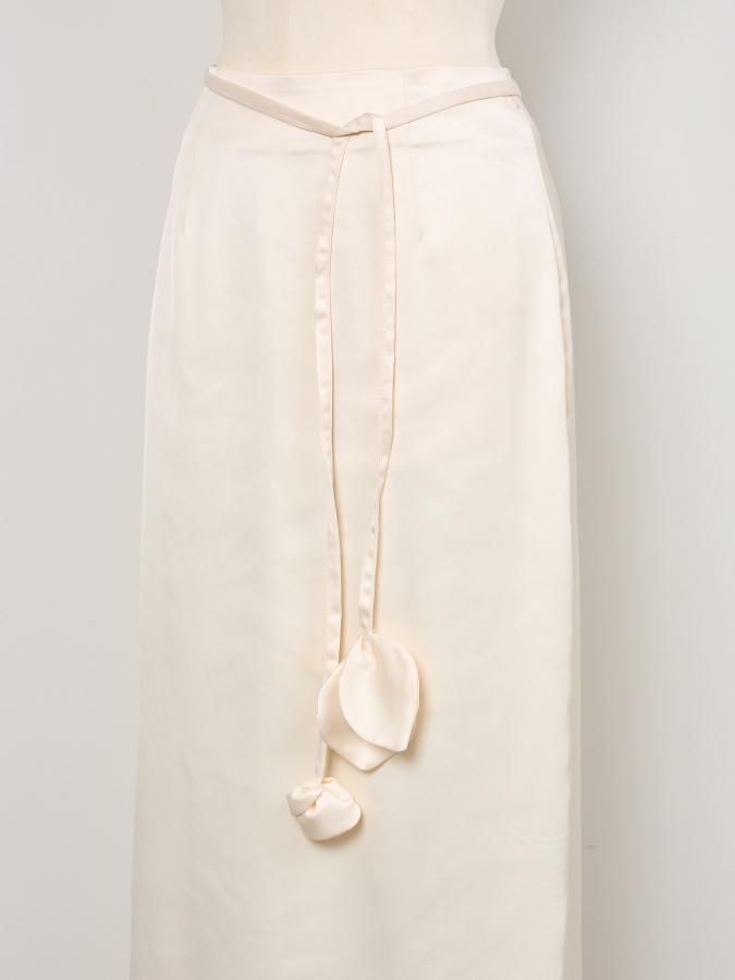 Flower Belted Satin Skirt - ROSARYMOON OFFICIAL WEB STORE