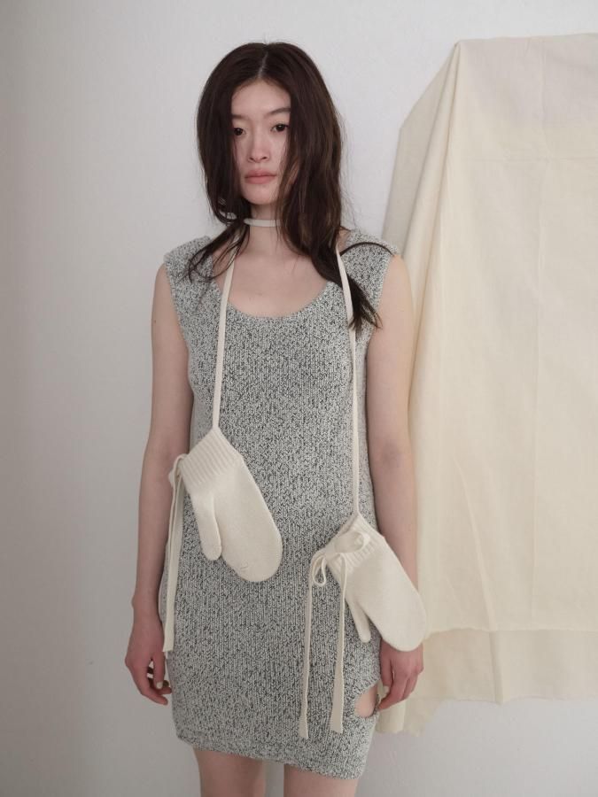 V-neck Mix Tunic - ROSARYMOON OFFICIAL WEB STORE