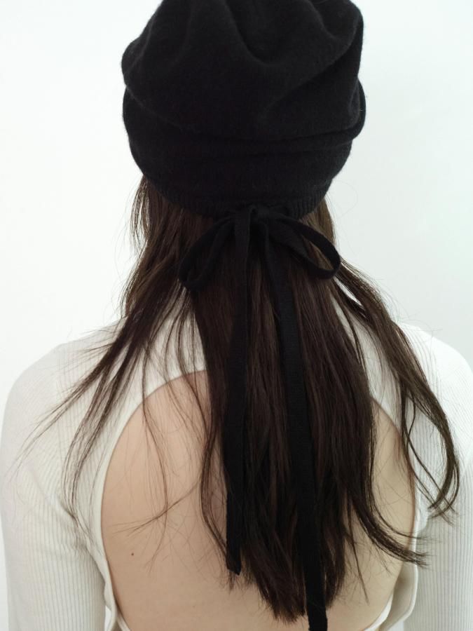 Backtail Knit Beanie - ROSARYMOON OFFICIAL WEB STORE