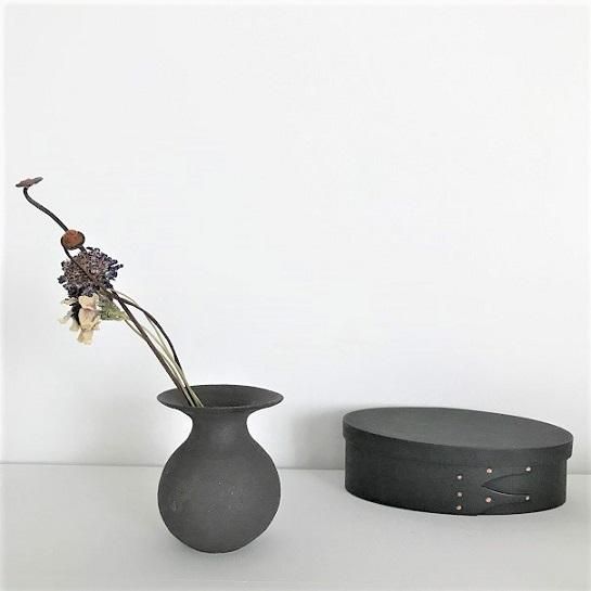 陶器|作家:高田志保|黒釉花器②|hounoki