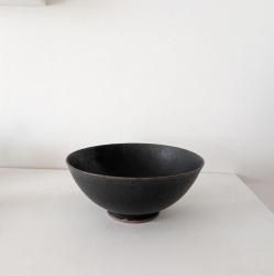 陶器 ｜高田志保 炭入り片口小鉢｜|hounoki