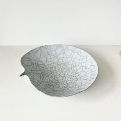 陶器 ｜高田志保 炭入り片口鉢｜hounoki