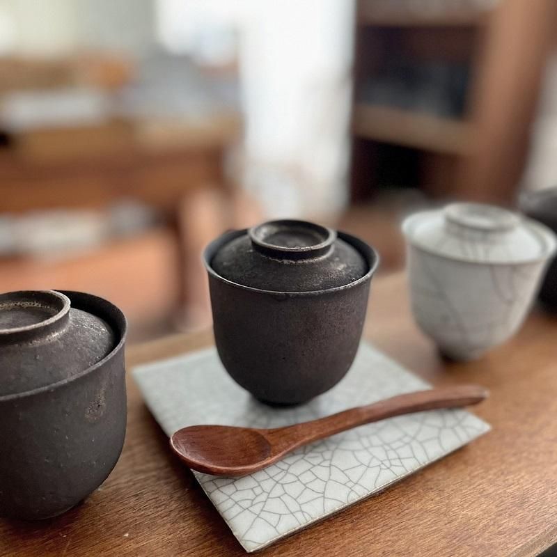 陶器｜高田志保 黒釉蓋物1｜hounoki