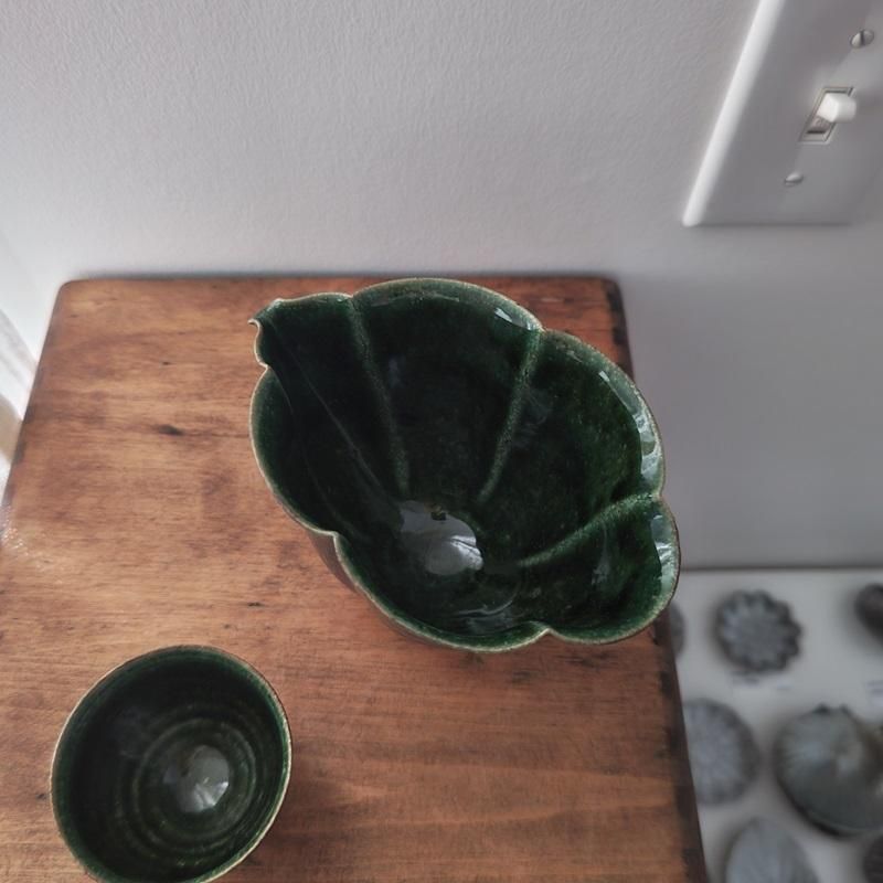 織部　菊花紋　鉢　片口 織部 菊花紋 鉢 片口