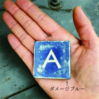 square4.5【4.5×4.5cm】／ダメージブルー